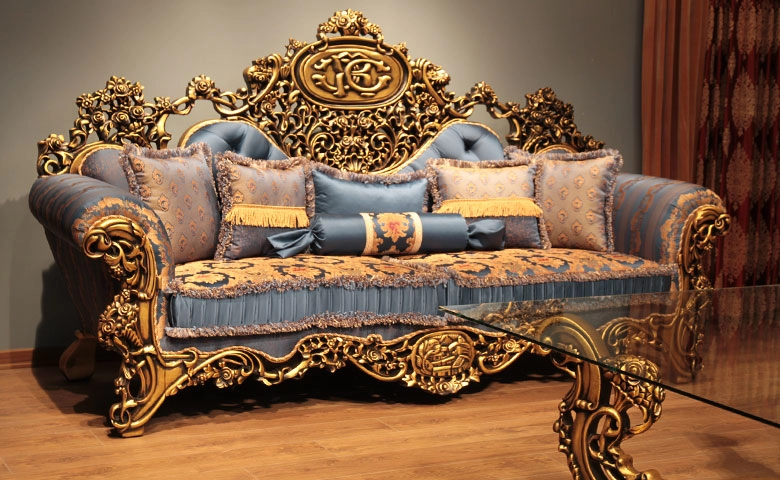 Chicago Style Hand Carved Luxury Sofa Set | Wooden City Crafts