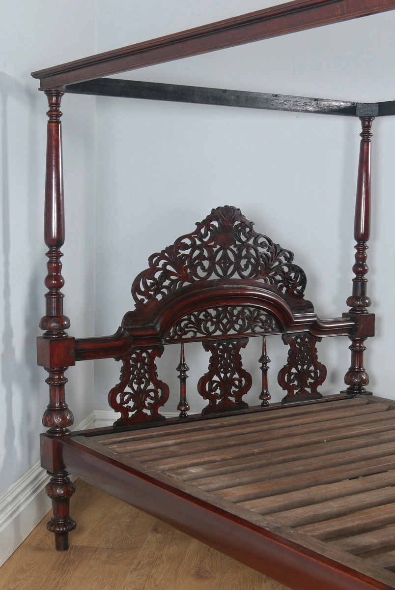 Antique Jaipur Style Carved Poster Bed | Wooden City Crafts