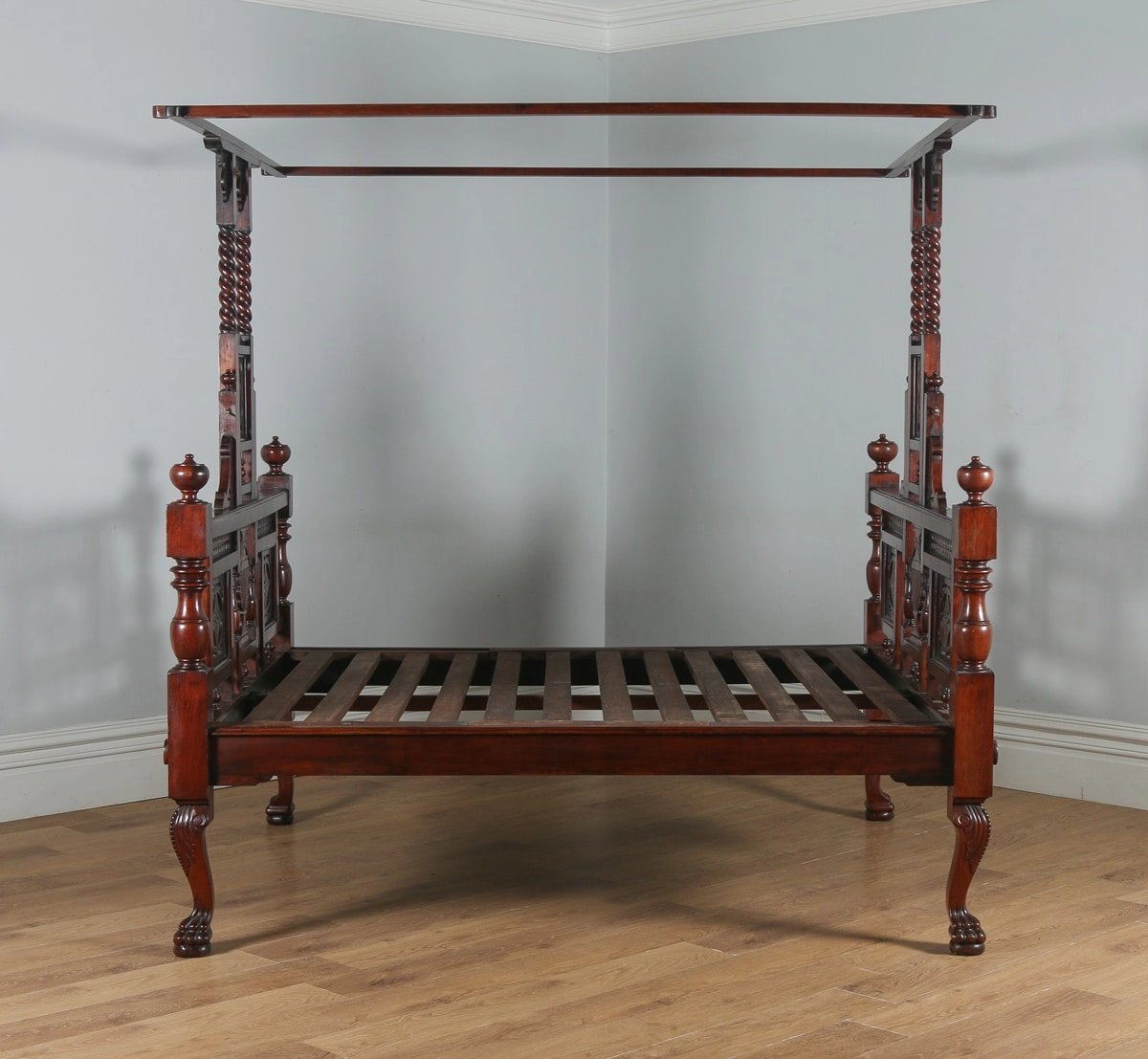 Kolkata Style Hand Carved Poster Bed | Wooden City Crafts