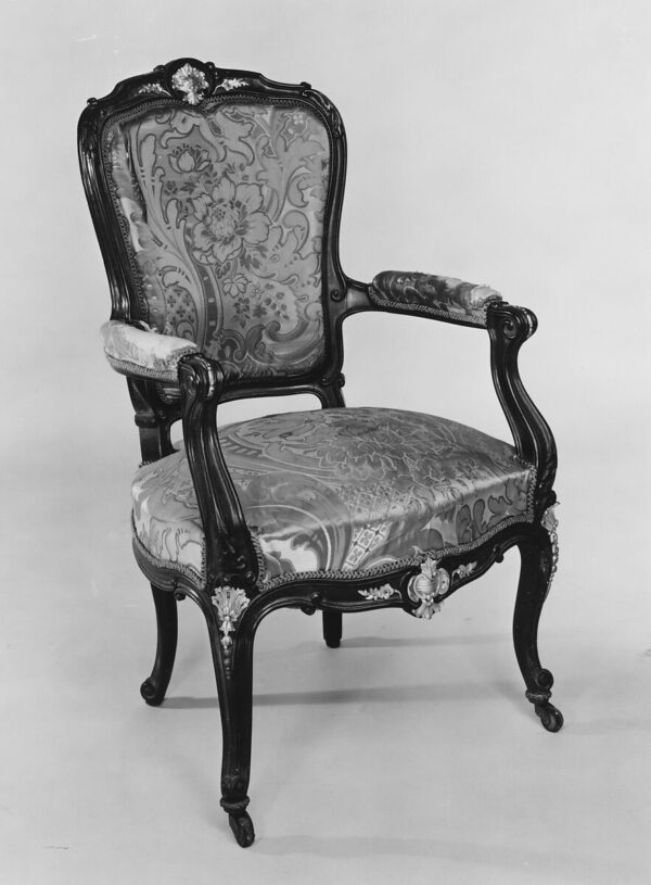 Antique Design Royal Carved Dining Chair | Wooden City Crafts