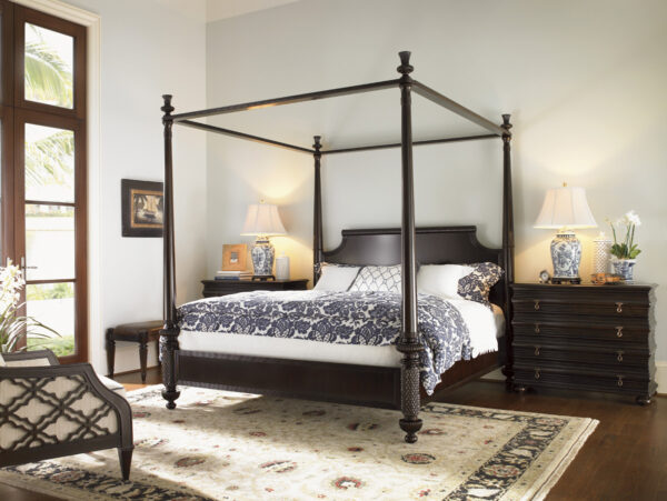 Modern Style Antique Four Poster Bed | Wooden City Crafts