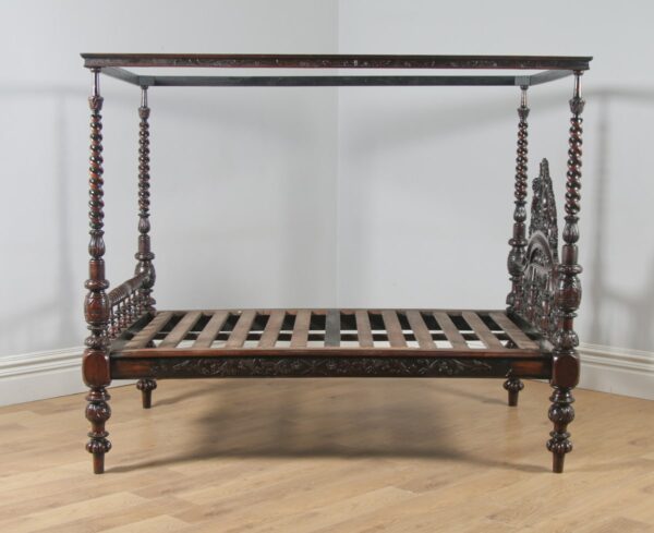 Saharanpur Vintage Carved Poster Bed | Wooden City Crafts