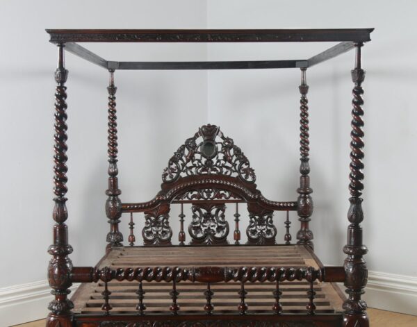 Saharanpur Vintage Carved Poster Bed | Wooden City Crafts